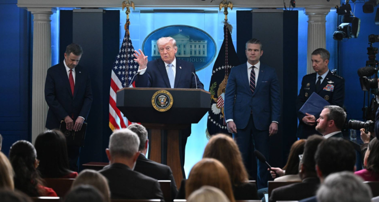 Trump Berupaya Bangun Citra Kemenangan Menyesatkan dalam Perang Iran